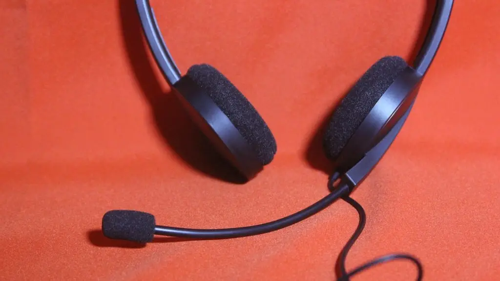 headset, phone, mic, headset, headset, headset, headset, headset